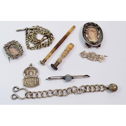 436 - A collection of two silver brooches, two seals, ARP silver badge etc.