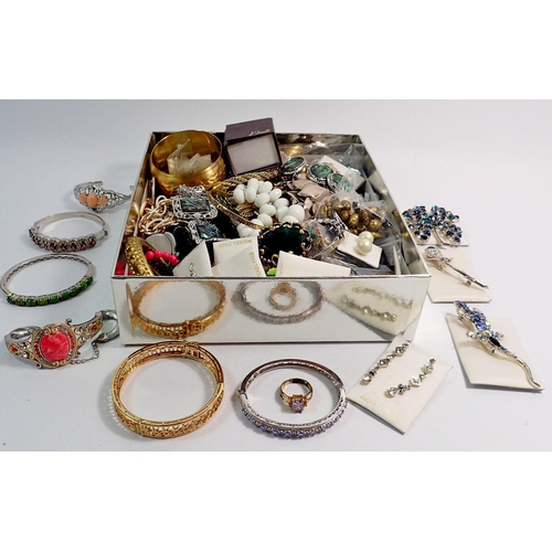 458 - A box of costume jewellery