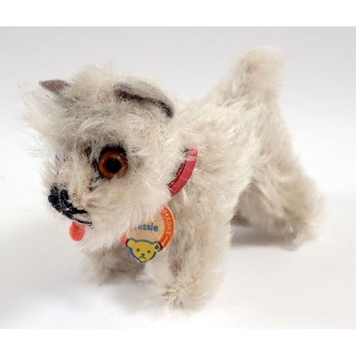 526 - A 1960s Steiff Tessie Schnauzer dog, 10cm