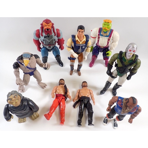 540 - A group of vintage 1980s action figures including Bravestarr filmation, Mr T The A-Team Connell Prod... 