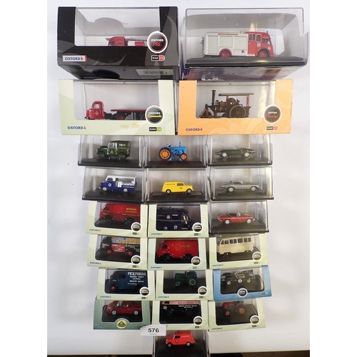 576 - A group of Oxford diecast vehicles incluidng railway scale, commercials, showtime, roadshow and fire... 