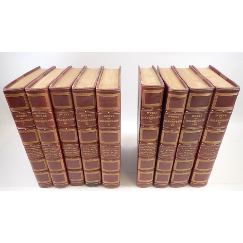 678 - A set of nine red leather bound Shakespeare editions by W A Wright published 1905