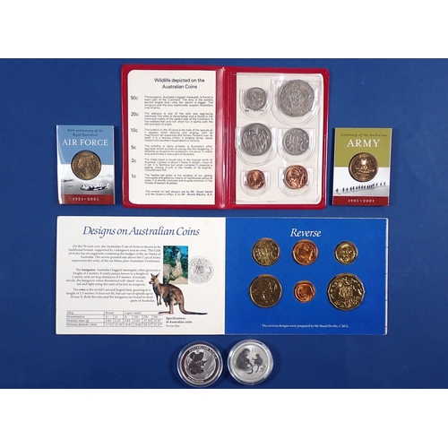 784 - A group of Royal Australian Mint coinage including uncirculated coin set 1984, wildlife coins, cente... 