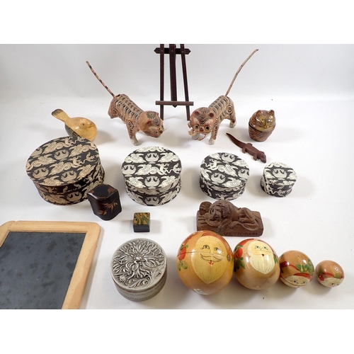 820 - A group of collectables including papier mache owl and bird pot, papier mache tiger group with movin... 