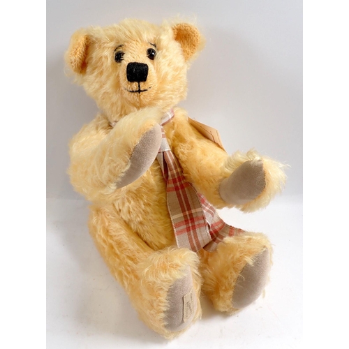 1130 - A Deans gold mohair teddy bear - Clueless 64/500