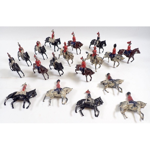 1145 - A group of early 20th century lead cavalry soldiers (18)