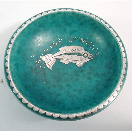 127 - A Swedish Gustausberg turquoise bowl with inlaid silver fish, 12.3cm diameter