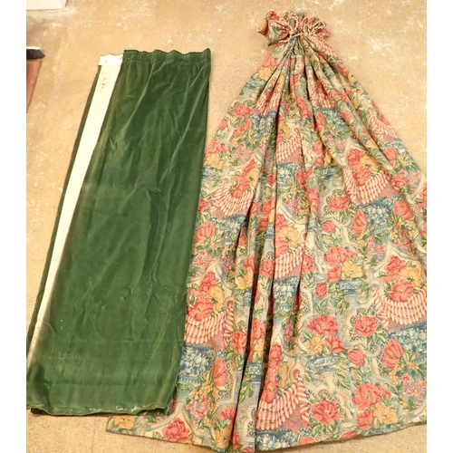 1318 - A long green and red floral curtain 232cm long and a green velvet curtain 197cm tall