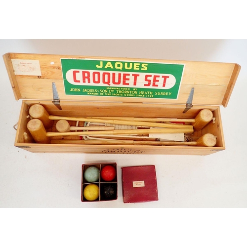 1320 - A Jaques croquet set, boxed