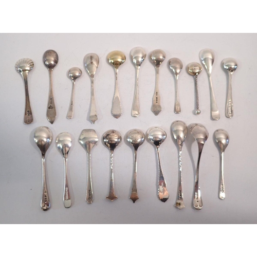 217 - Twenty assorted silver salt and mustard spoons, all English hallmarked, 107g