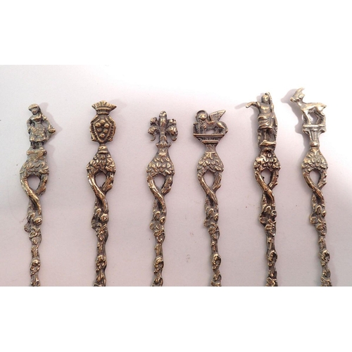 260 - A set of Italian decorative white metal spoons