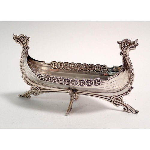 293 - An 830 silver Norwegian viking ship by Brodrene Lohne, 15cm long