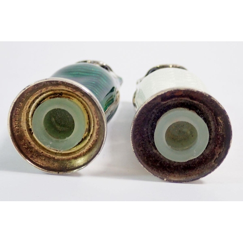 305 - A Norwegian David Andersen silver and enamel owl form salt and pepper in white and green, 5.5cm