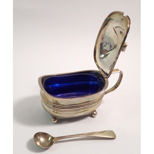 313 - A Georgian silver mustard pot with blue glass liner, London 1815 and matched Georgian silver spoon, ... 