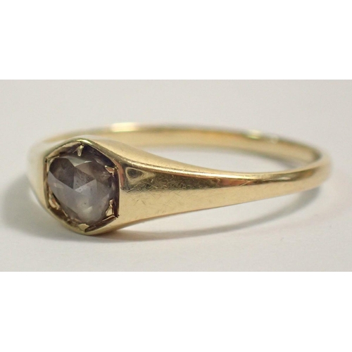 380 - An antique ring set rose cut diamond, size K, 1.6g, tested as 14ct gold