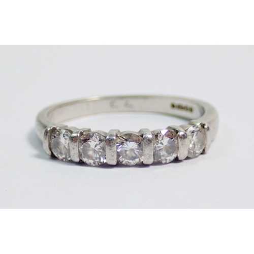 382 - A platinum modern ring set five diamonds, size J, 3.5g