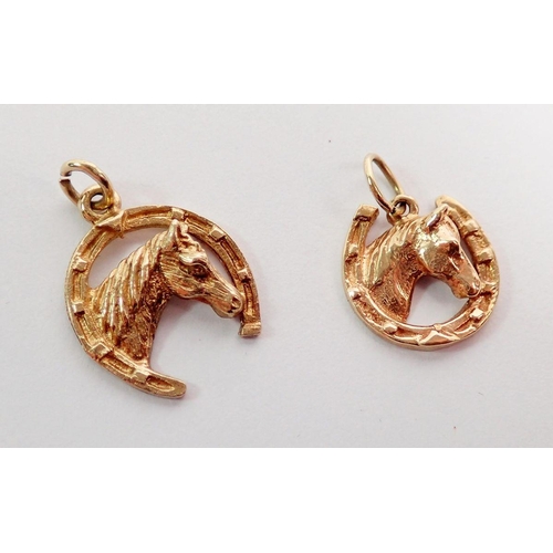 414 - Two 9 carat gold horse head pendants or charms, largest 2cm drop, 4.3g