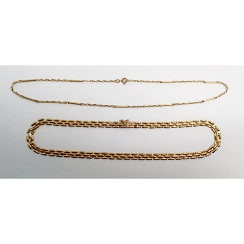 423 - A 9 carat gold flat link necklace and a 9ct gold bar and a chain necklace, 44cm long, 16.5g