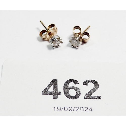 462 - A pair of 9 carat gold diamond stud earrings