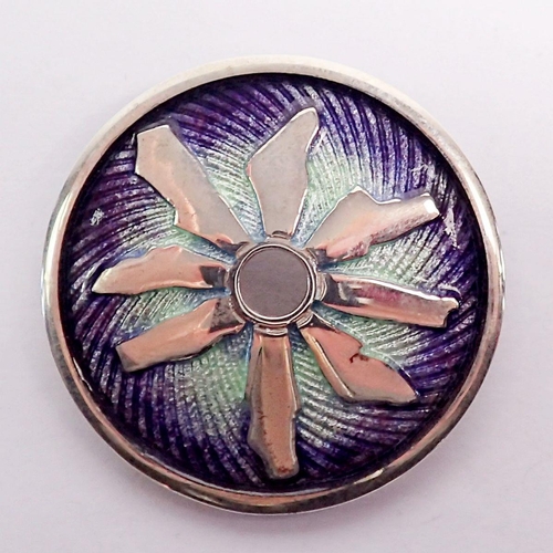 523 - An Ortak silver and enamel brooch, 3.7cm diameter