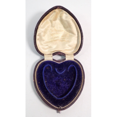 549 - A Victorian leather heart form jewellery box, 8cm wide