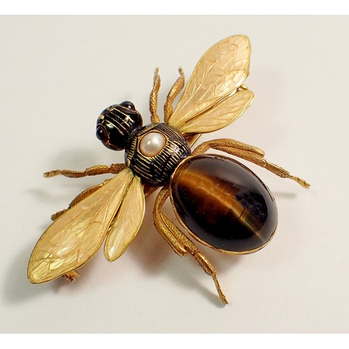 478 - A French yellow metal insect form brooch set tigers eye with enamel head and wings, inset pearl, 4.5... 