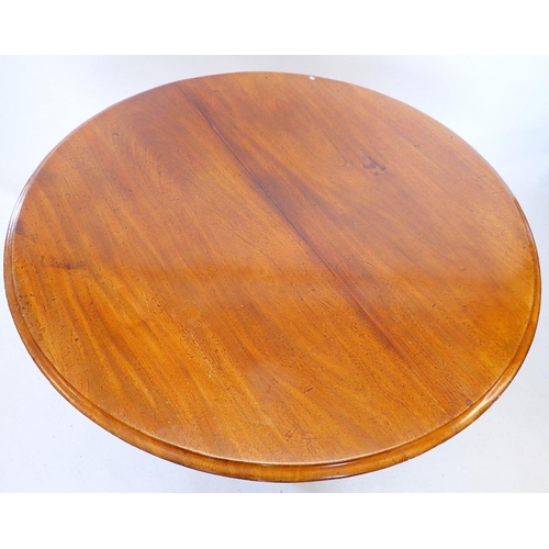 1263 - A 19th century rosewood circular breakfast table on fluted column and circular platform base, 120cm ... 