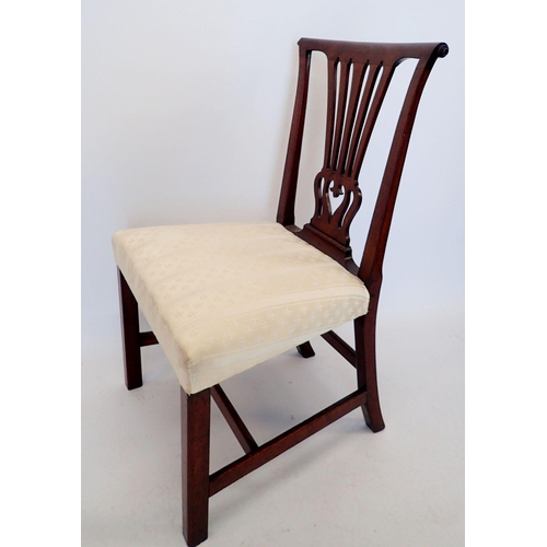 1278 - A pair of Georgian Chippendale style mahogany dining chairs with vase form splat and scroll over top... 