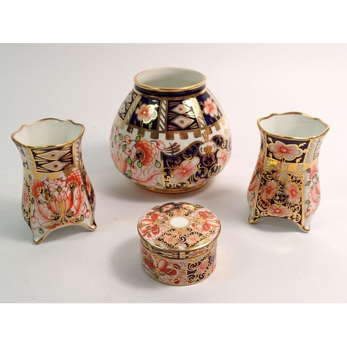 128 - A Royal Crown Derby Imari small vase - 8cm tall, two posy vases and a pill box