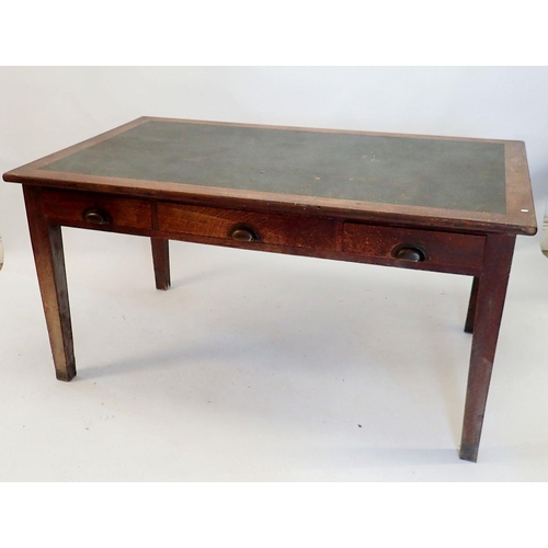 1295 - A 1950s MOD large oak desk with three drawers, 152 x 92 x 77cm