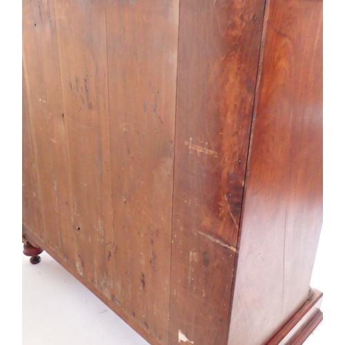 1324 - A Victorian large size Scotch chest of two short and three long drawers flanked by pillars, 137 x 66... 