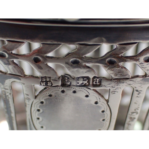 281 - A silver basket form bon bon dish, Sheffield 1893, 12cm wide, 112g