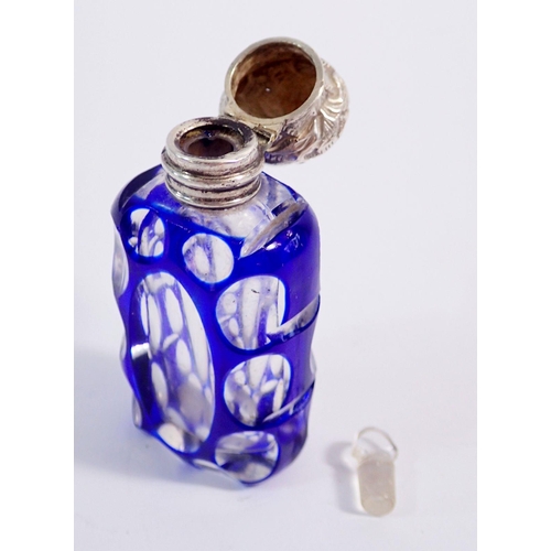 310 - A Victorian blue overlaid glass scent bottle with silver lid, 7cm