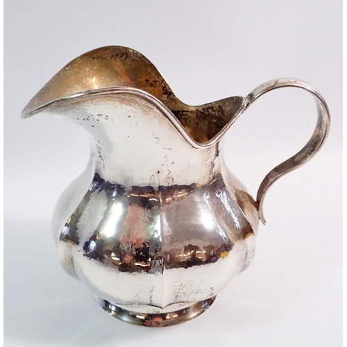 374 - A large continental 800 standard silver jug, 16.5cm tall, 520g