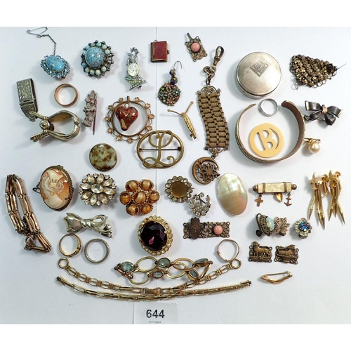 644 - A box of costume jewellery