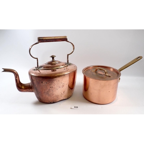 806 - A 19th century copper kettle and saucepan