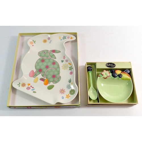 86 - A Carlton Ware preserve dish and spoon, boxed and a Portmeirion rabbit dish, boxed, 26 x 22cm