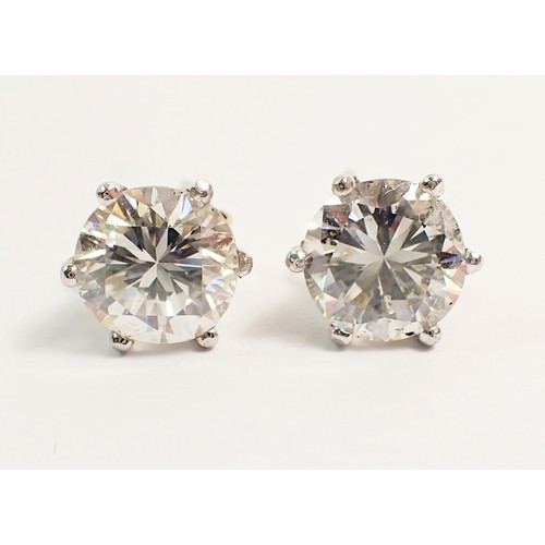 470 - A pair of large diamond stud earrings set in white gold, total diamond weight approx 2cts 70 points