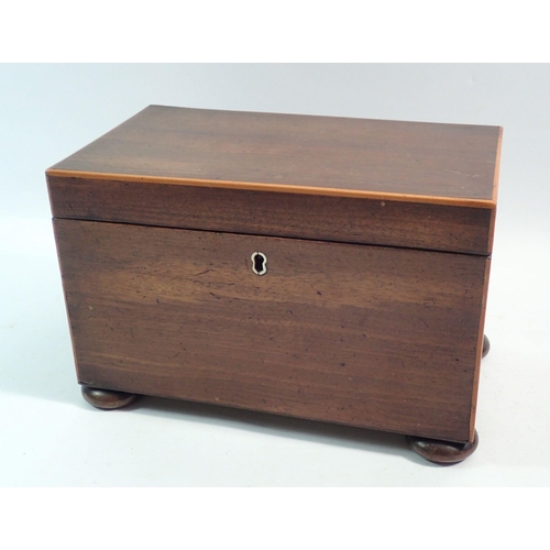 1197 - A 19th century mahogany tea caddy with copper double caddy liner, 23cm wide