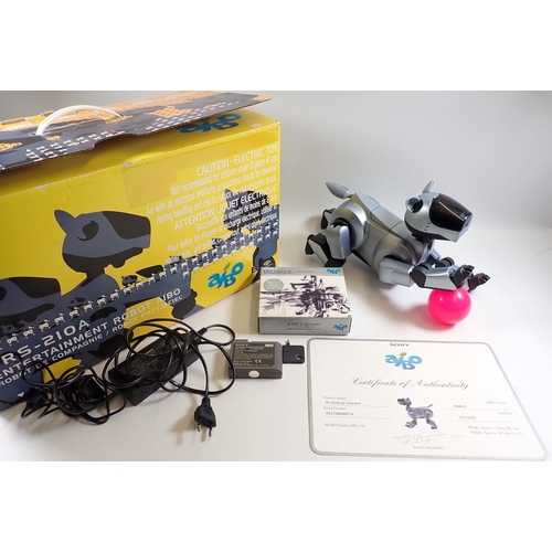 1232 - A Sony Aibo ERS-Z10A entertainment robot dog, boxed - reputed working