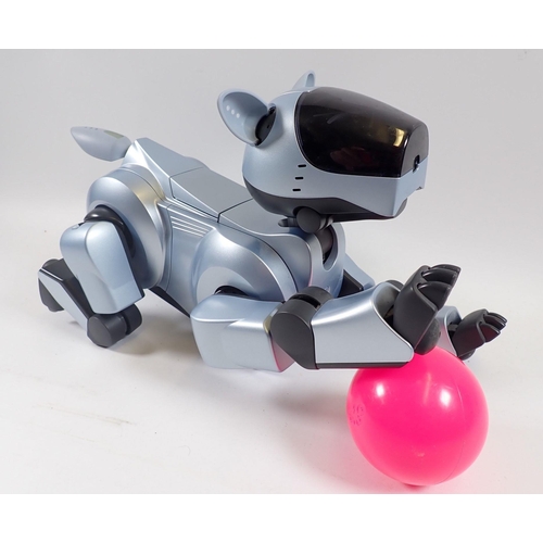 1232 - A Sony Aibo ERS-Z10A entertainment robot dog, boxed - reputed working