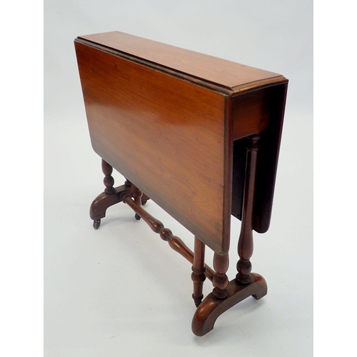 1373 - A Victorian mahogany Sutherland table on turned supports 76cm long