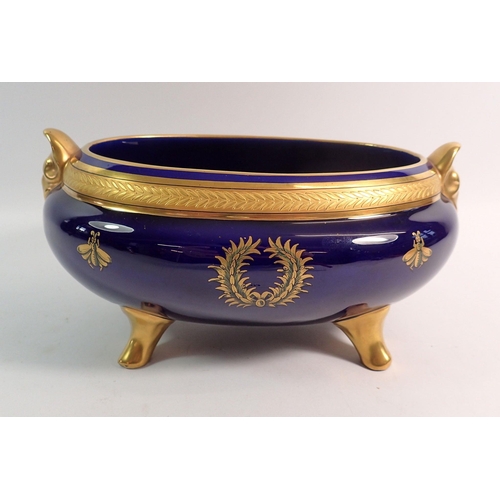 190 - A Limoges Napoleon deep blue and gilt oval bowl with tooled gilt border, decorated eagle and bees, 2... 