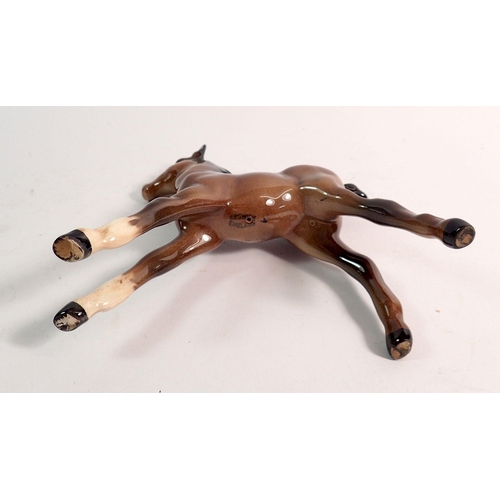 198 - A Beswick brown foal, 12.5cm tall