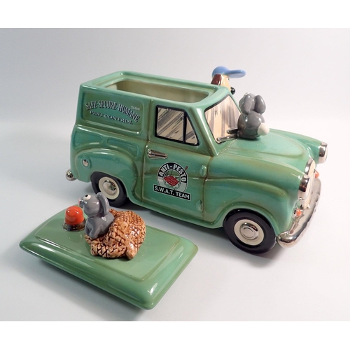 22 - A Border Fine Arts Wallace & Gromit van storage jar, boxed, 30 x 20cm