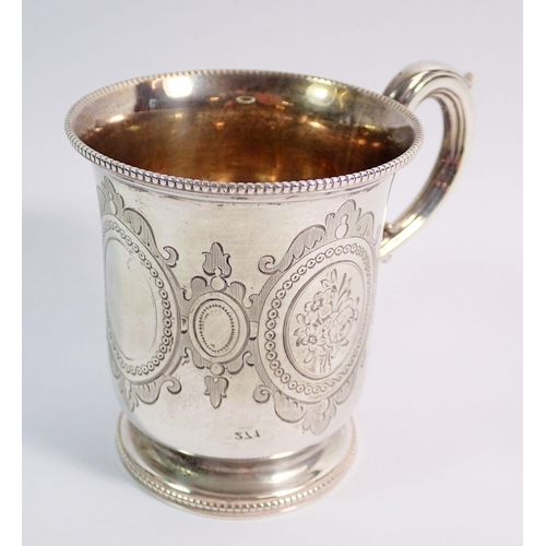 271 - A Victorian silver tankard with floral and blank engraved cartouches, London 1858, Edwards & John Ma... 