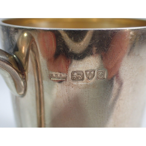 355 - A silver tankard, Chester 1907, Stokes and Ireland Ltd. 11cm tall, 196g