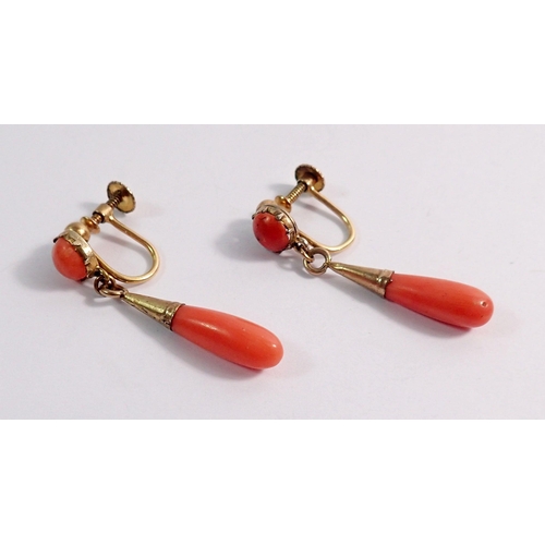 459 - A pair of antique gold and coral pendant earrings with screw fittings, 3.5cm total length, 2.6g (unm... 