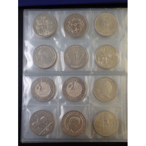 633 - Two coin albums containing numerous world coinage, mainly British decimal and pre-decimal, Cond: F-V... 