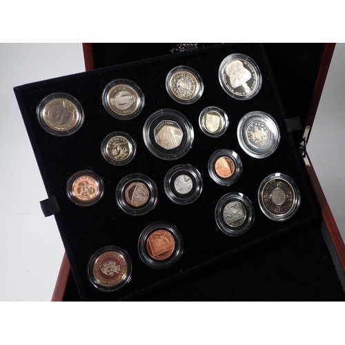 637 - A Royal Mint 2013 United Kingdom premium proof coin set in presentation box with COA